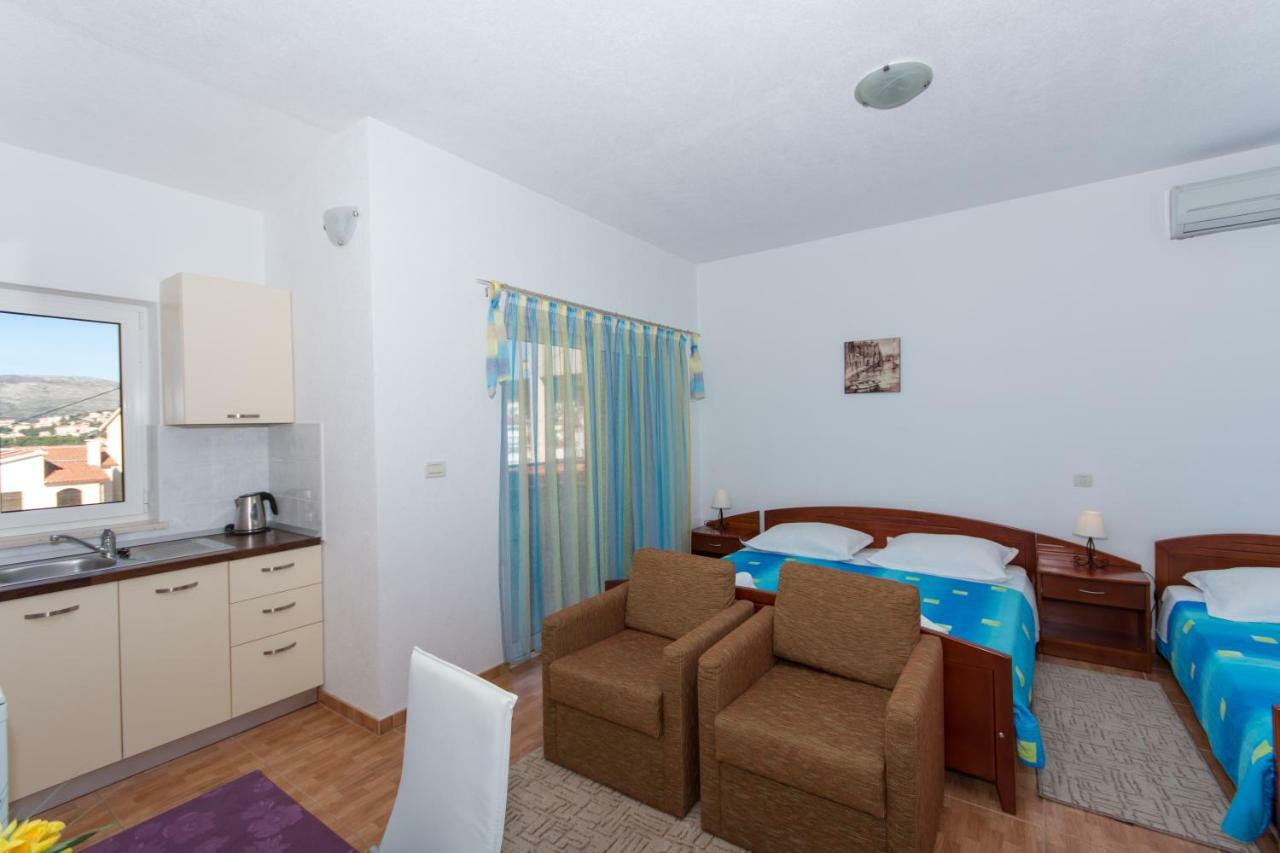 Apartments Fumija تروغير المظهر الخارجي الصورة